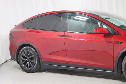 2024 Tesla Model X Long Range
