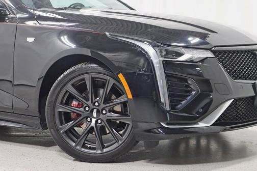 2023 Cadillac CT4 Sport
