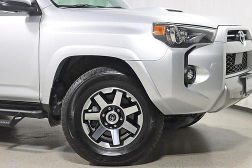 Classic Silver Metallic 2021 Toyota 4Runner TRD Off Road Premium