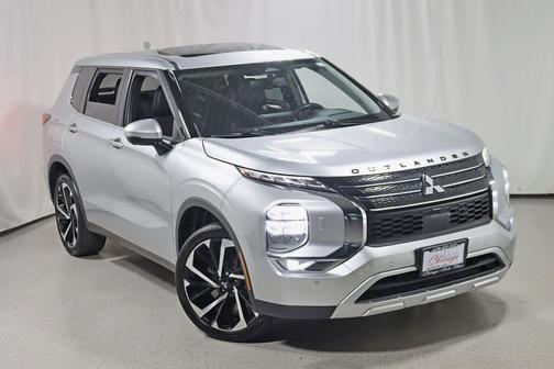 2022 Mitsubishi Outlander SE