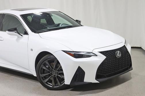 2022 Lexus IS 350 Base