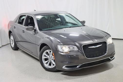 2015 Chrysler 300 Limited