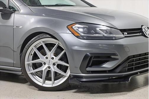 2018 Volkswagen Golf R 2.0T DSG