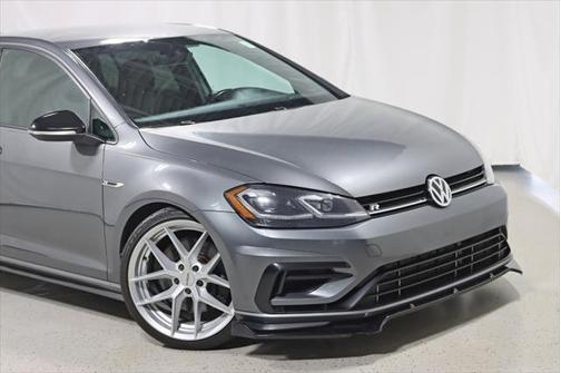 2018 Volkswagen Golf R 2.0T DSG