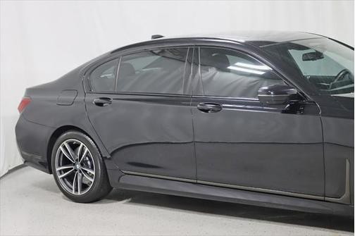 2020 BMW 740 xDrive