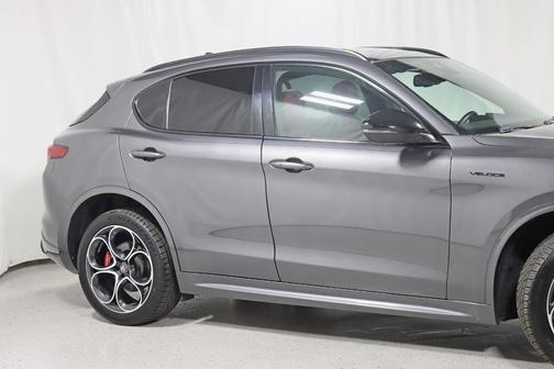 2022 Alfa Romeo Stelvio Ti