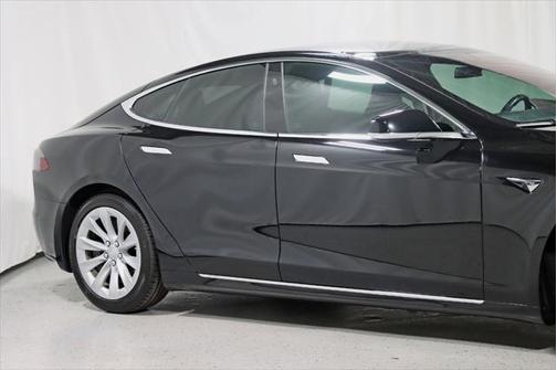 2018 Tesla Model S 75D