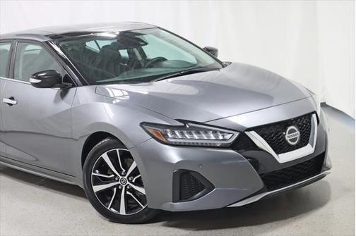 2022 Nissan Maxima SL