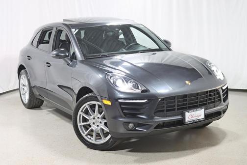 2017 Porsche Macan Premium Package Plus-20 Macan Sport Design Wheels