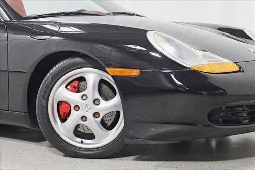 2000 Porsche Boxster Base