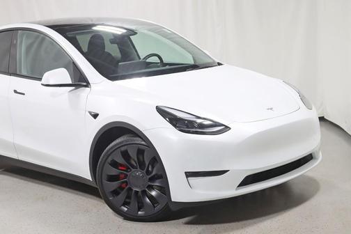 2025 Tesla Model Y Performance Dual Motor All-Wheel Drive