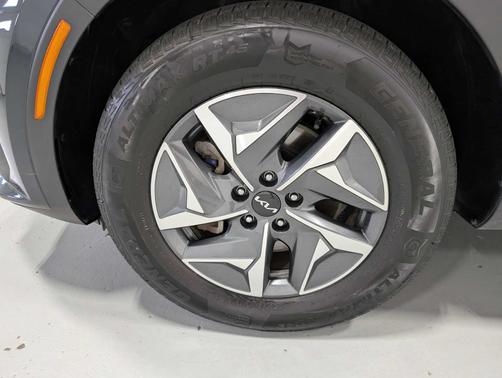 2022 Kia Sorento Hybrid S