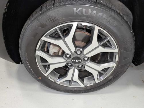 2023 Kia Seltos EX