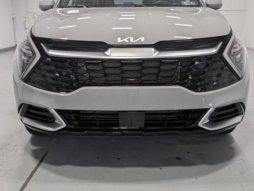 Wolf Gray 2023 Kia Sportage SX