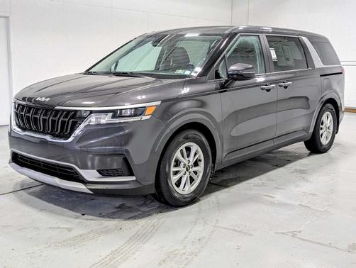 2022 Kia Carnival LXS