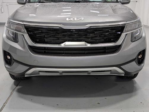 2023 Kia Seltos EX