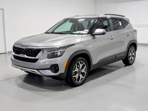 2023 Kia Seltos EX