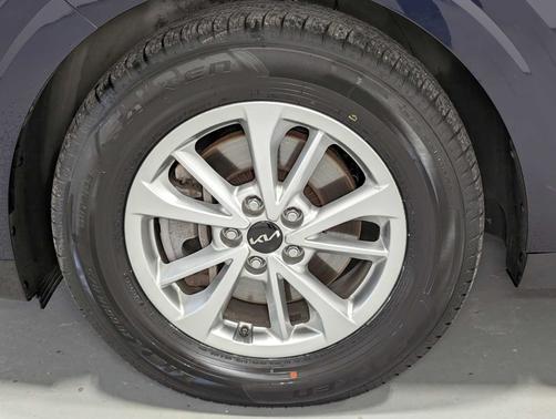 2022 Kia Carnival LXS