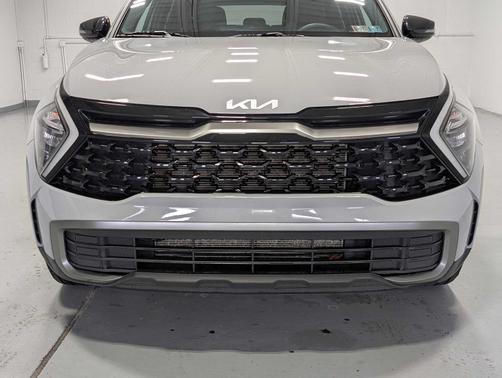 Wolf Gray 2023 Kia Sportage X-Line