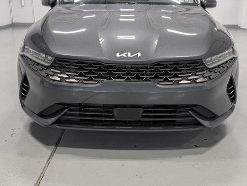 2022 Kia K5 EX