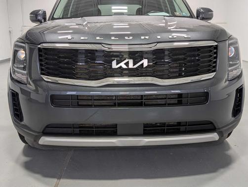 2022 Kia Telluride LX