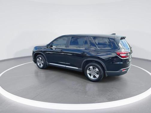 Crystal Black Pearl 2025 Honda Pilot EX-L
