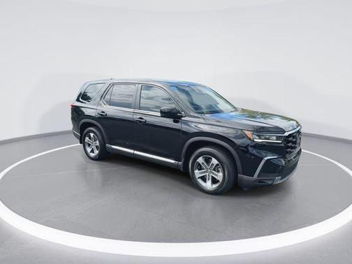 Crystal Black Pearl 2025 Honda Pilot EX-L