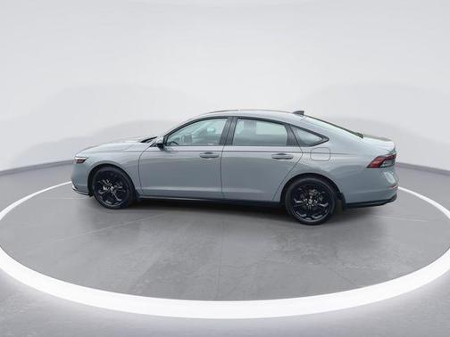 Urban Gray Pearl 2025 Honda Accord SE