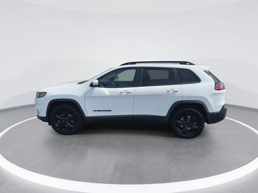 Bright White Clearcoat 2019 Jeep Cherokee Latitude Plus