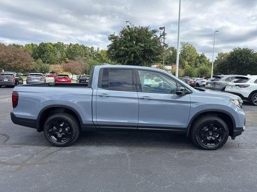 Sonic Gray Pearl 2026 Honda Ridgeline Black Edition