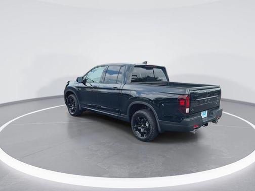 Crystal Black Pearl 2026 Honda Ridgeline Black Edition