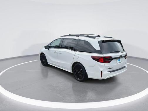 Platinum White Pearl 2026 Honda Odyssey Sport-L