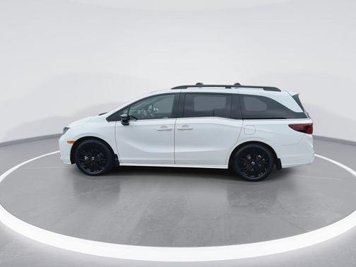 Platinum White Pearl 2026 Honda Odyssey Sport-L
