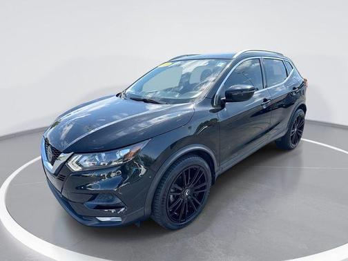 Magnetic Black 2021 Nissan Rogue Sport SV