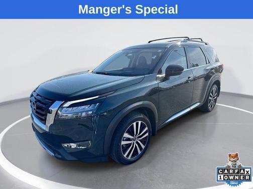 2t Grn Blk Roof 2025 Nissan Pathfinder Platinum