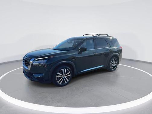 2t Grn Blk Roof 2025 Nissan Pathfinder Platinum