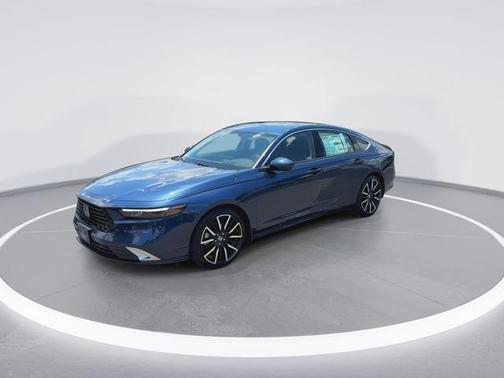 Canyon 2026 Honda Accord Hybrid Touring