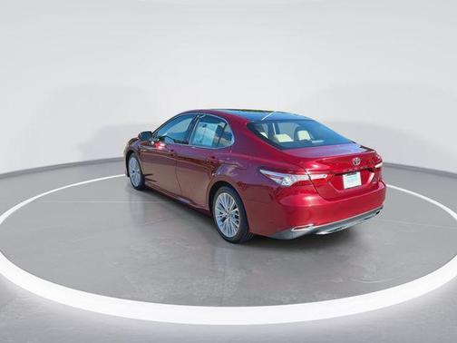 Ruby Flare Pearl 2018 Toyota Camry XLE