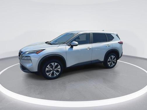 Brilliant Silver Metallic 2023 Nissan Rogue SV
