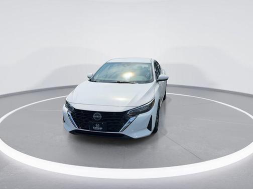 Cloud White 2024 Nissan Sentra SV