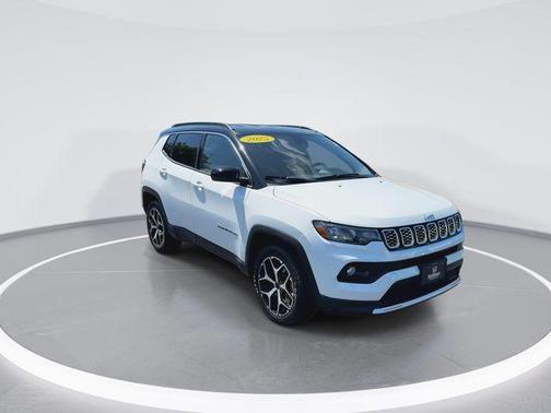 Bright White Clearcoat 2025 Jeep Compass Limited