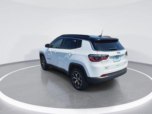 Bright White Clearcoat 2025 Jeep Compass Limited