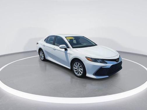 Wind Chill Pearl 2024 Toyota Camry LE