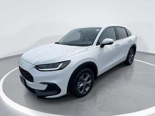 Platinum White Pearl 2026 Honda HR-V