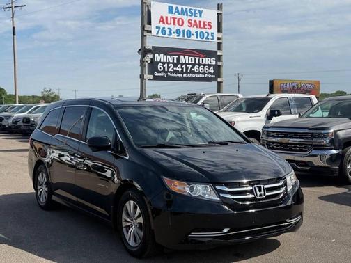 Crystal Black Pearl 2017 Honda Odyssey EX