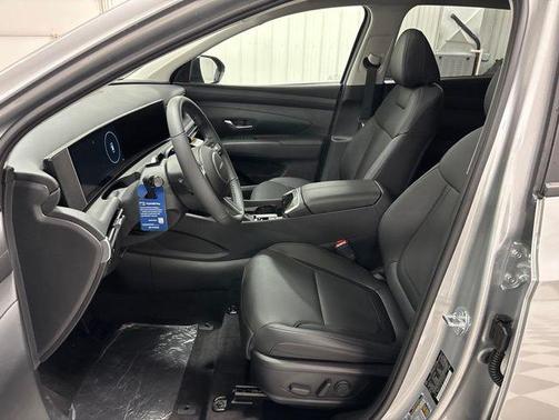 Shimmering Silver 2026 Hyundai TUCSON SEL Premium