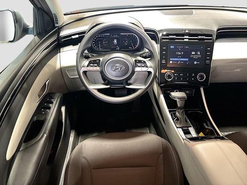 Shimmering Silver 2023 Hyundai TUCSON SEL