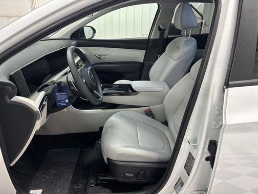 Creamy White Pearl 2026 Hyundai TUCSON Hybrid SEL