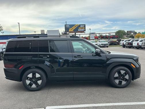 Phantom Black 2027 Hyundai SANTA FE SEL 2.4