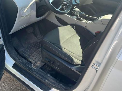 Serenity White Pearl 2023 Hyundai TUCSON SEL
